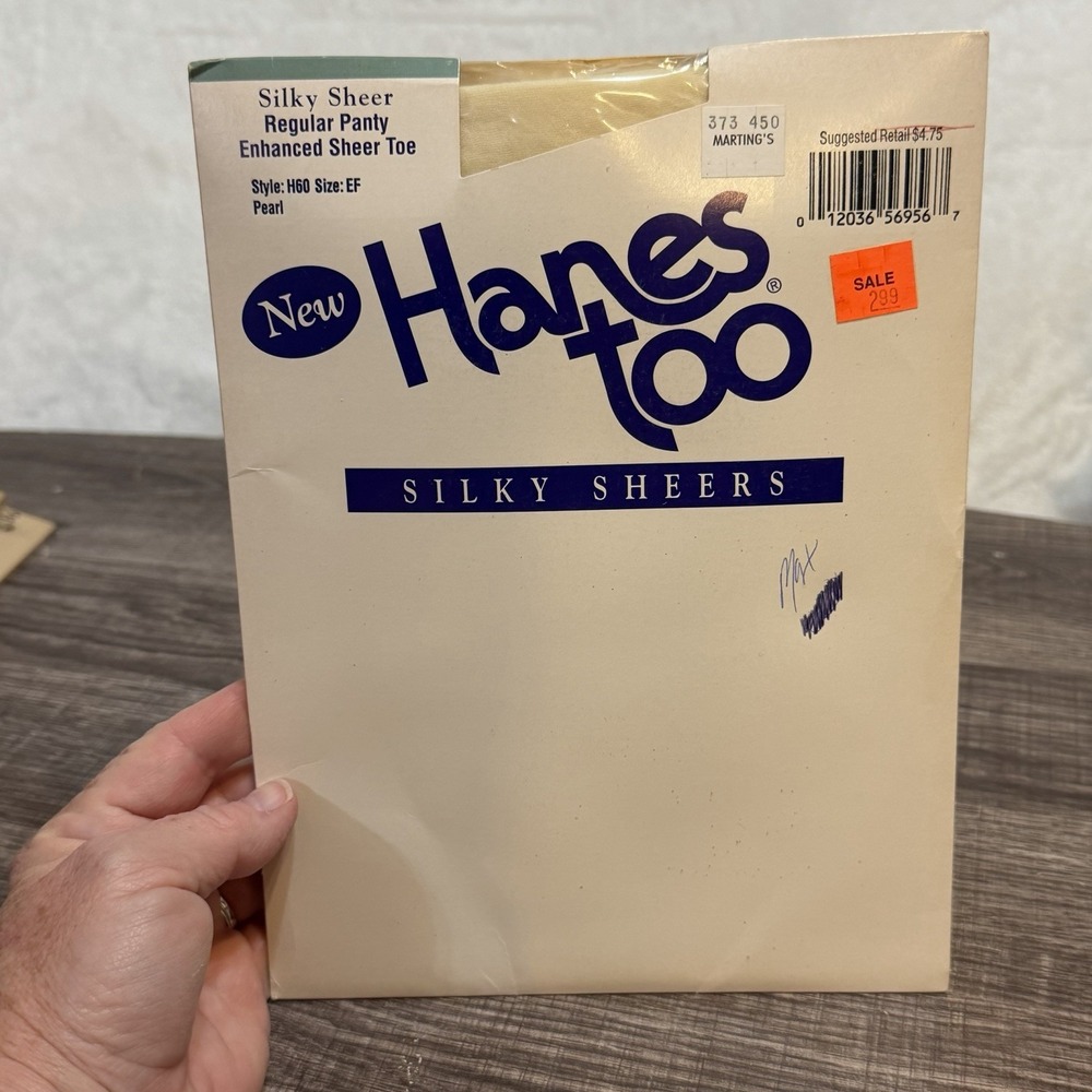 Vintage NOS Hanes Too! Silky Sheer Pantyhose Pearl Color Size EF Made USA 1997